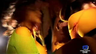 ���ோது நான் நேசிக்கிறேன் யார் பையன் நான் செக்ஸ் இணைக்கப்பட்ட