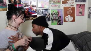 Ǚ�色的小婊子把英国广播公司